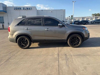 2011 Kia Sorento LX