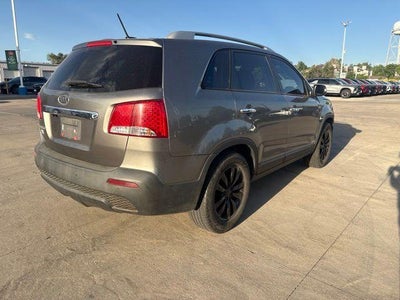 2011 Kia Sorento LX