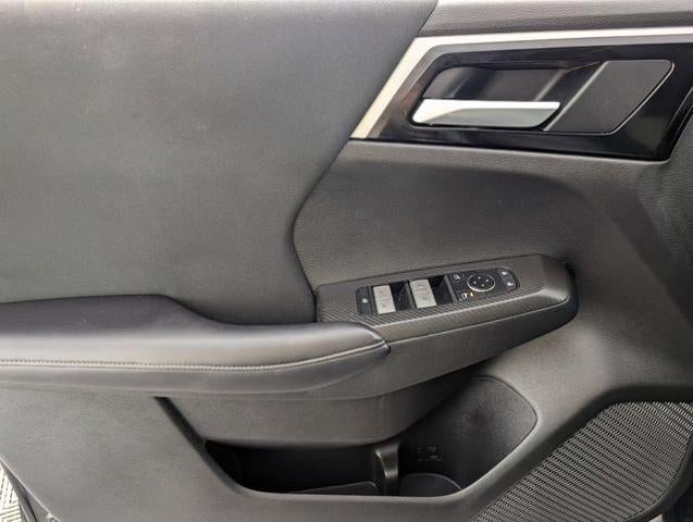 2024 Mitsubishi Outlander ES