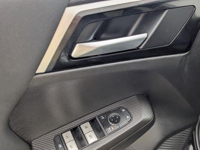 2024 Mitsubishi Outlander ES