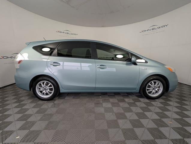 2013 Toyota Prius v Two