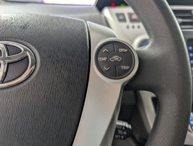 2013 Toyota Prius v Two