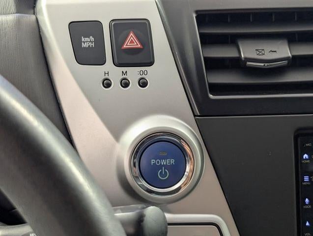 2013 Toyota Prius v Two