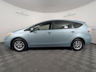 2013 Toyota Prius v Two