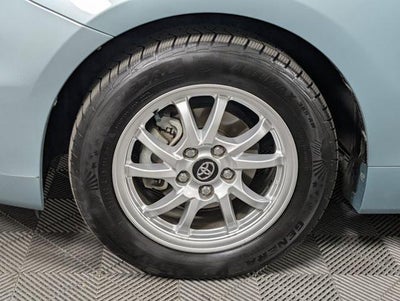 2013 Toyota Prius v Two