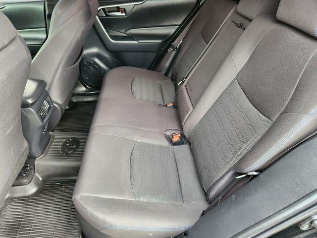 2022 Toyota RAV4 SE