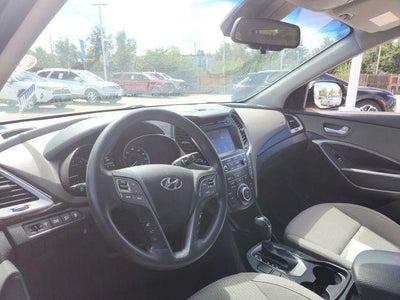 2017 Hyundai SANTA FE SE