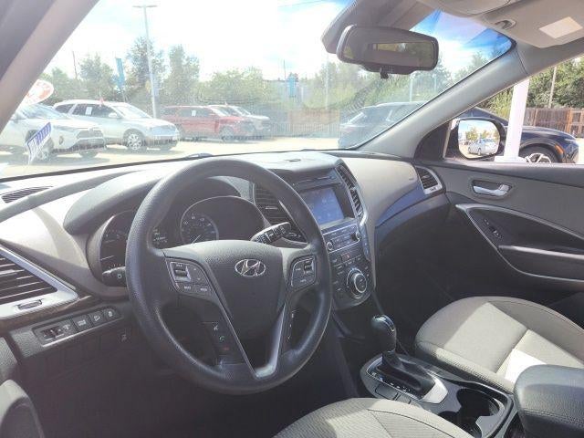 2017 Hyundai SANTA FE SE