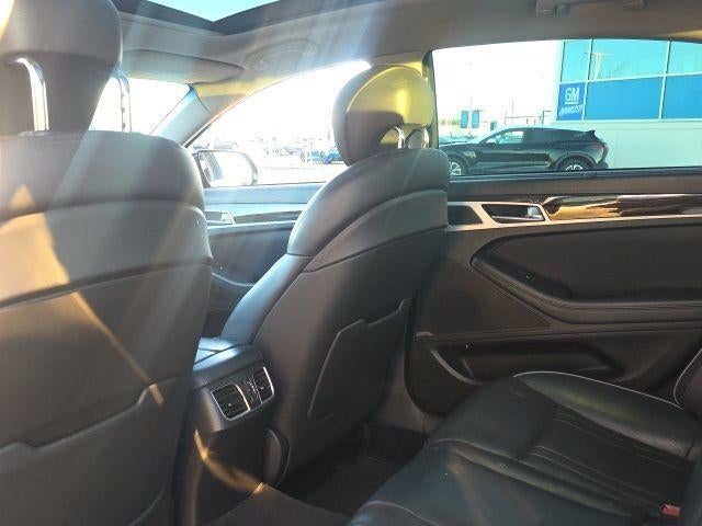 2015 Hyundai GENESIS 3.8