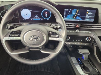 2023 Hyundai ELANTRA SEL