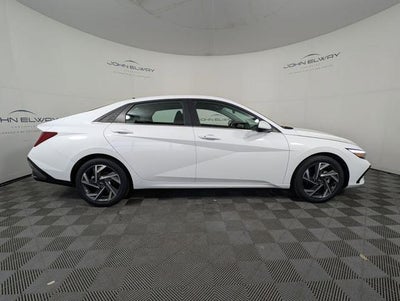 2025 Hyundai ELANTRA SEL Convenience