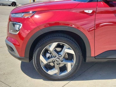 2024 Hyundai VENUE SEL