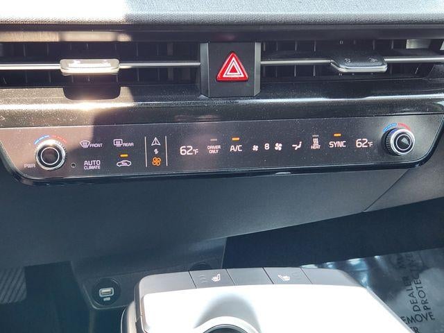 2024 Kia EV6 Light