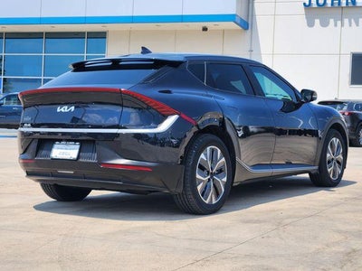 2024 Kia EV6 Light
