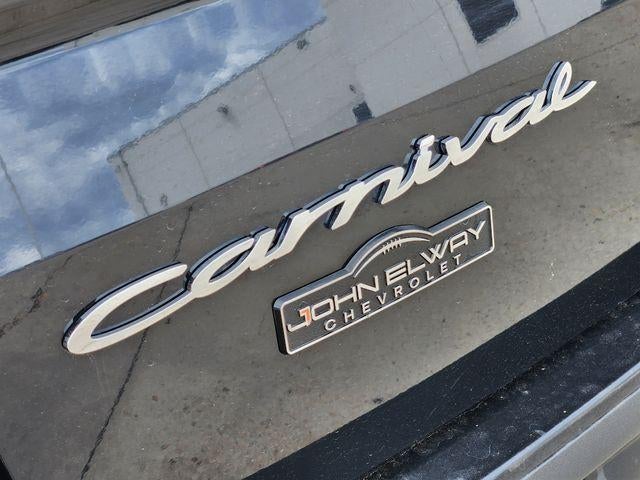 2022 Kia Carnival EX