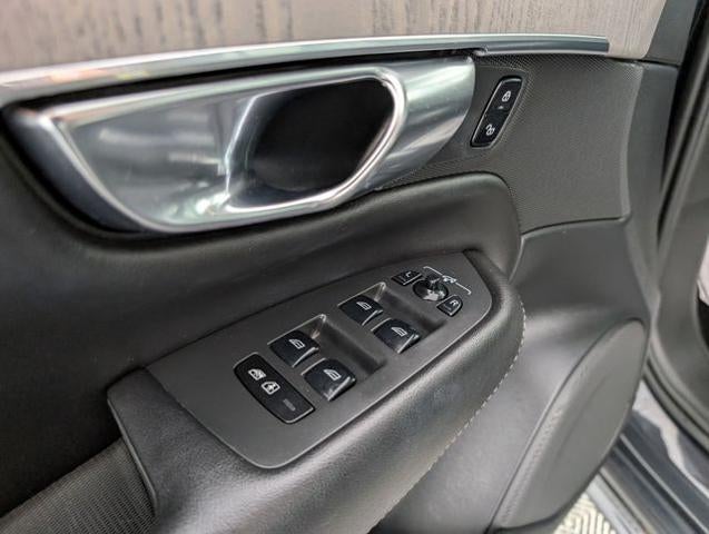 2021 Volvo XC90 T6 Inscription