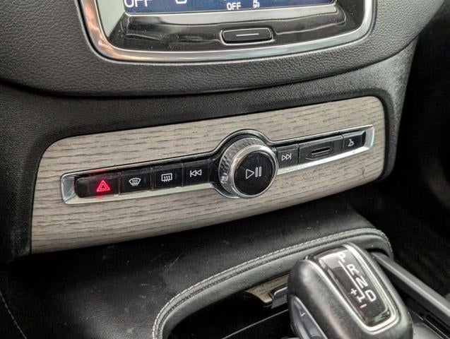 2021 Volvo XC90 T6 Inscription