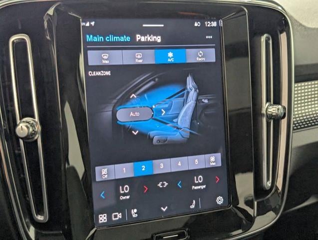 2022 Volvo XC40 Recharge Pure Electric P8 Ultimate