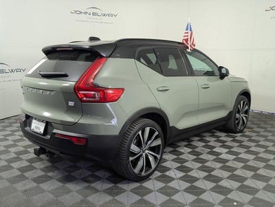 2022 Volvo XC40 Recharge Pure Electric P8 Ultimate